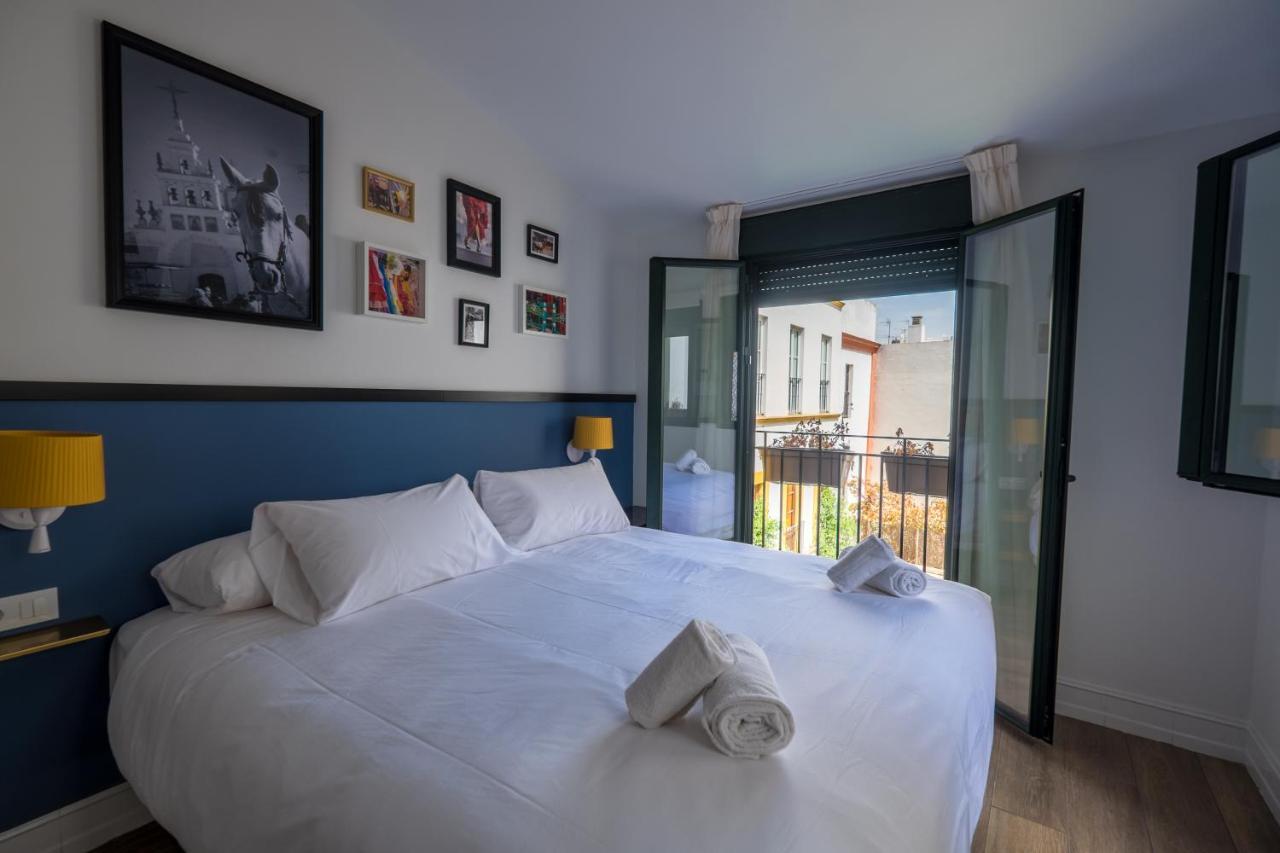 Wello Apartments Sevilla Luaran gambar