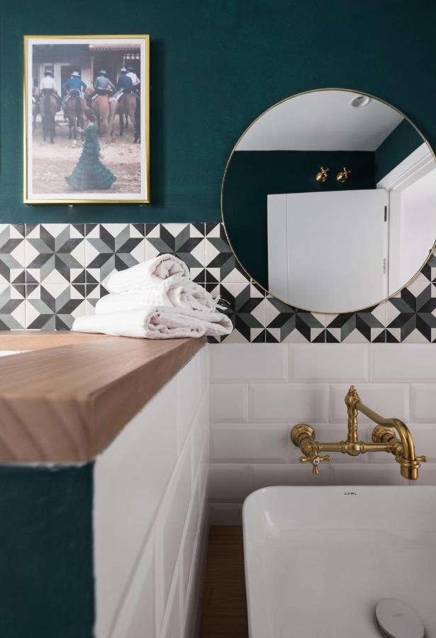 Wello Apartments Sevilla Luaran gambar