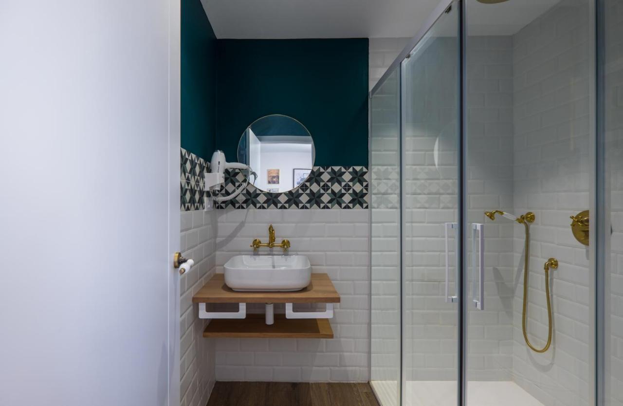 Wello Apartments Sevilla Luaran gambar