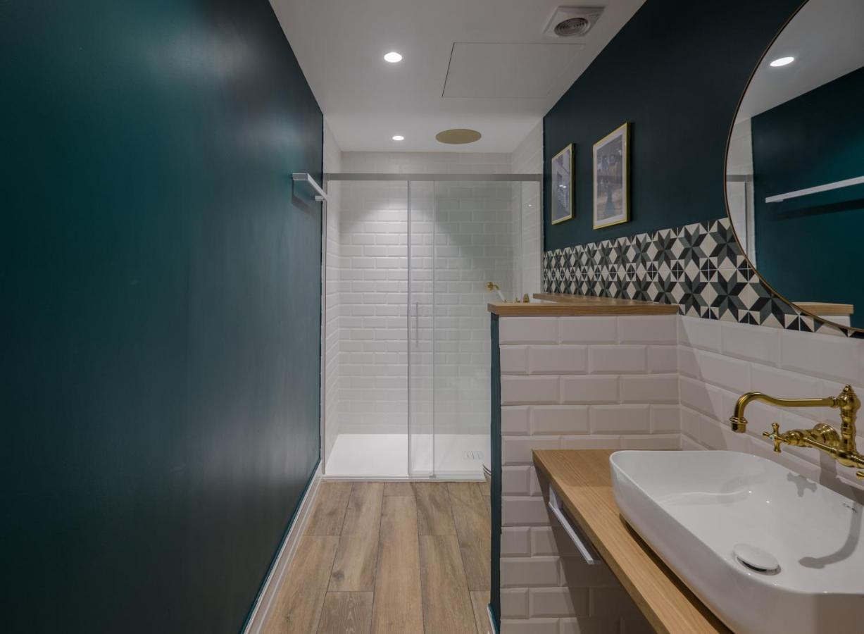 Wello Apartments Sevilla Luaran gambar