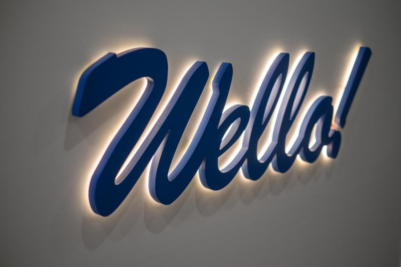 Wello Apartments Sevilla Luaran gambar
