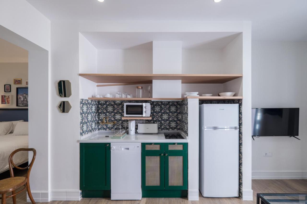 Wello Apartments Sevilla Luaran gambar